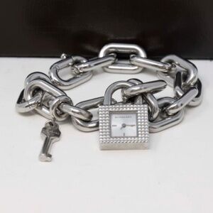 Burberry limited edition 90’s bracelet/charm watch